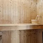In With Sauna Nyaraló