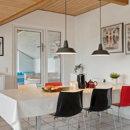 Σπίτι διακοπών In With Sauna